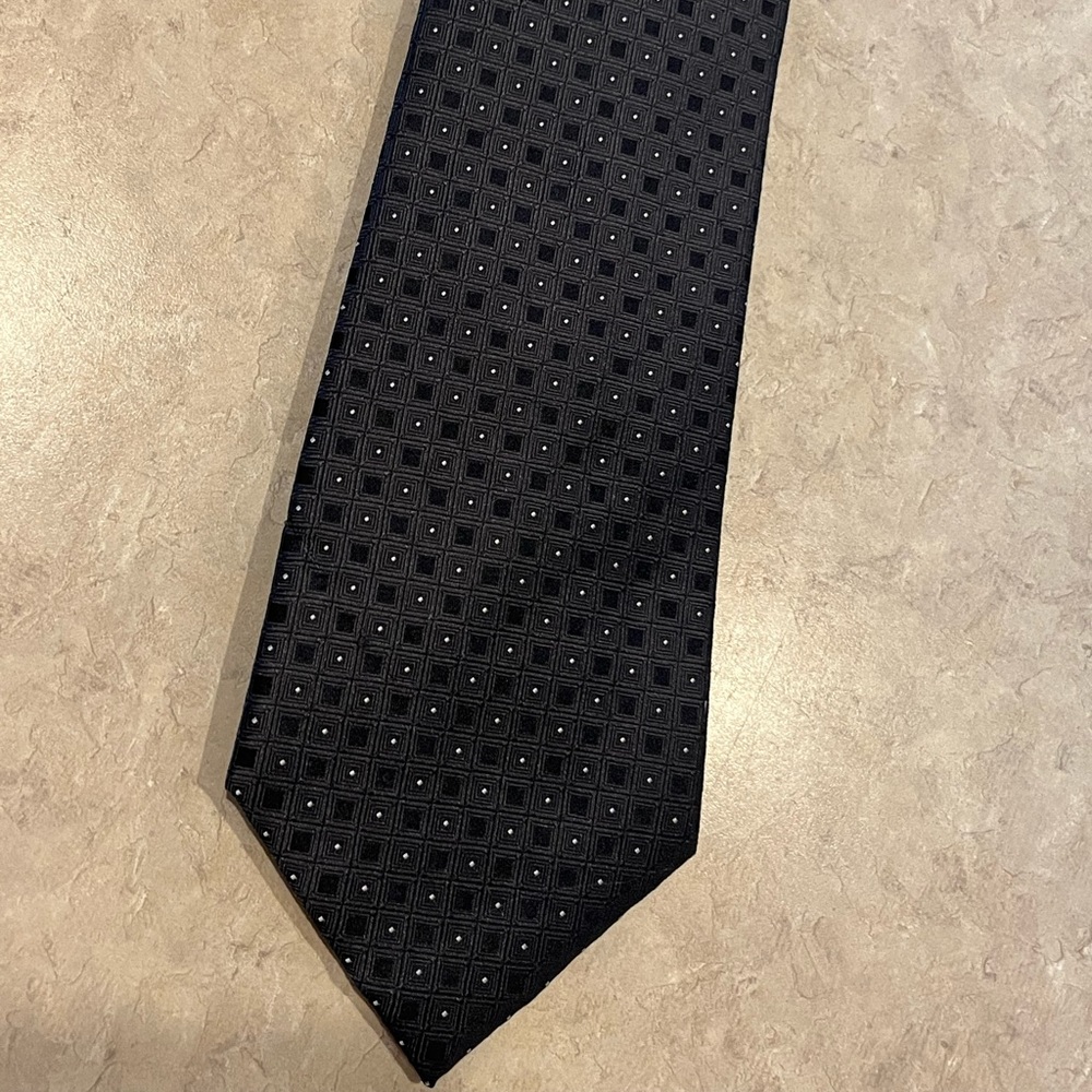 Black VanHeusen Tie
